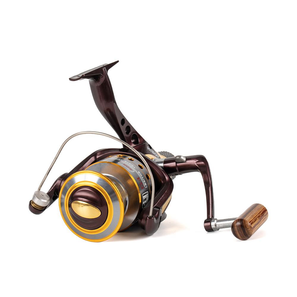 Tough and noiseless spinning reel